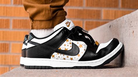 herren nike sb dunk low supreme stars black|sb dunk low supreme stars black.